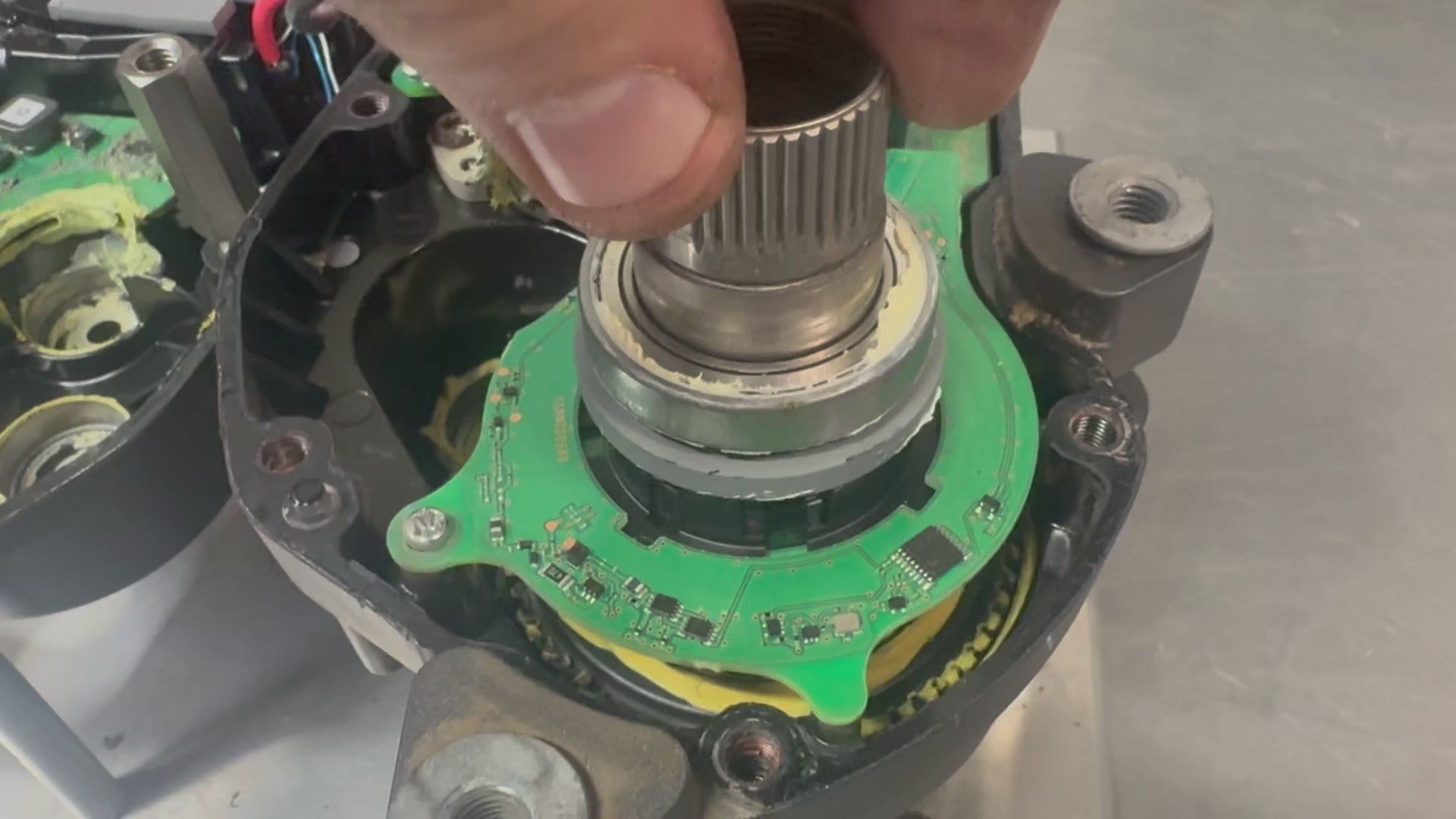 Load video: Example of a bad main bearing. This caused an E1020 error code.
